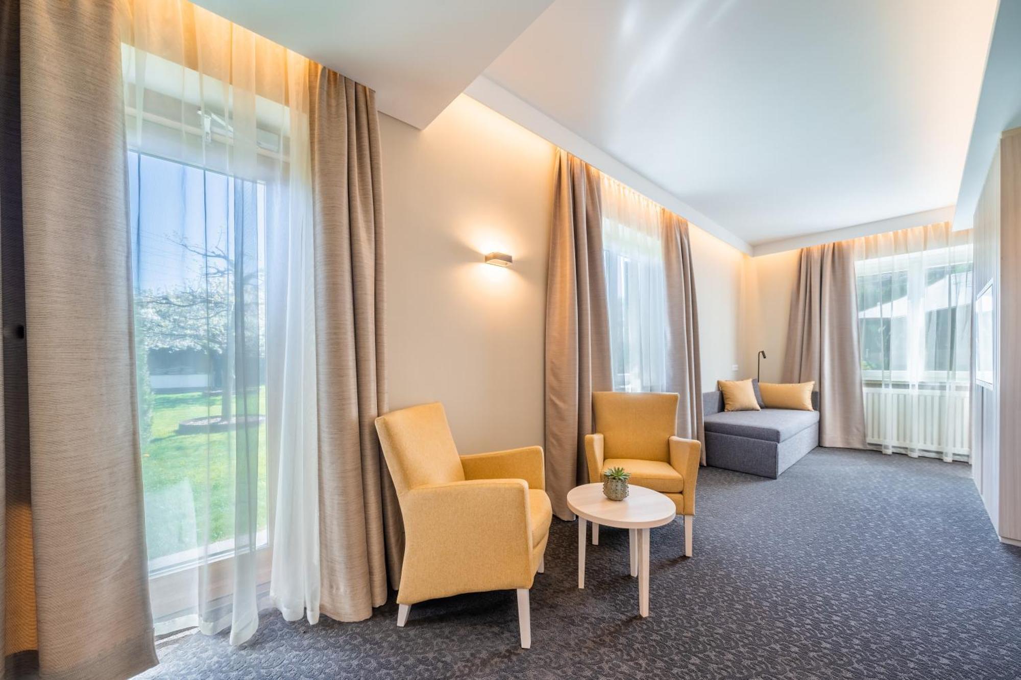 Hotel Frangart An Der Weinstrasse Appiano Sulla Strada Del Vino Esterno foto